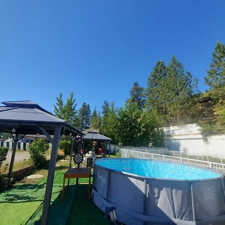 The Villager Inn Princeton Motel מראה חיצוני תמונה